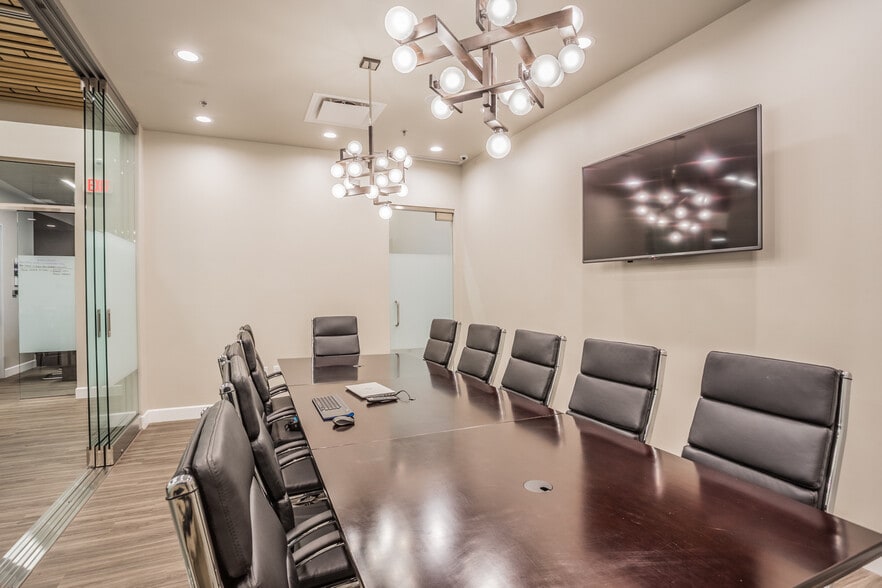 More Photos Of 1324 N Farrell Ct, Gilbert Warehouse For Sale