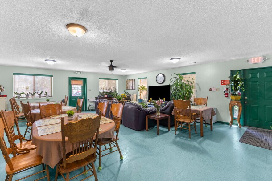 More Photos Of 4326 Leslie St, North Charleston Assisted Living For Sale