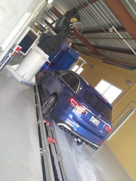 More Photos Of 15190 S Mahaffie St, Olathe Carwash For Sale
