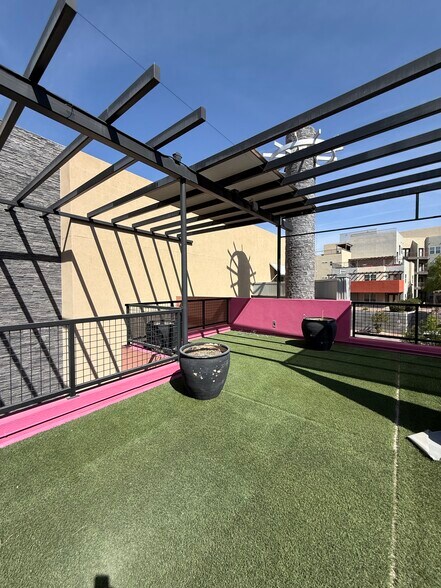 More Photos Of 140 Montecillo Blvd, El Paso Storefront Retail Office For Lease