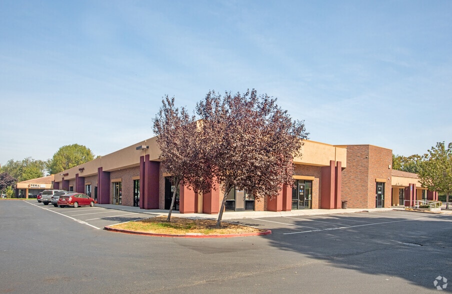 More Photos Of 2092 Concourse Dr, San Jose General Retail For Lease