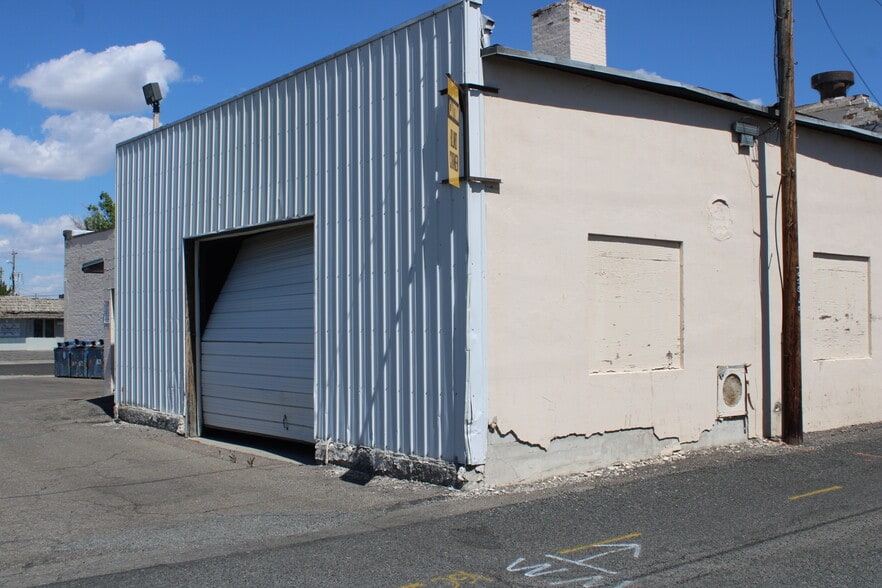 More Photos Of 319 Main Ave W, Twin Falls Storefront For Sale