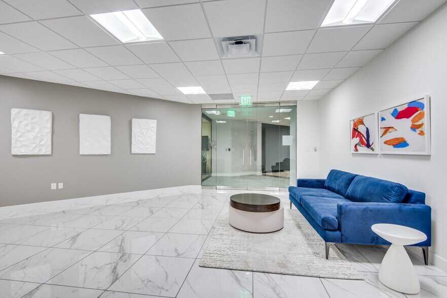 More Photos Of 400 E Las Colinas Blvd, Irving Office For Lease