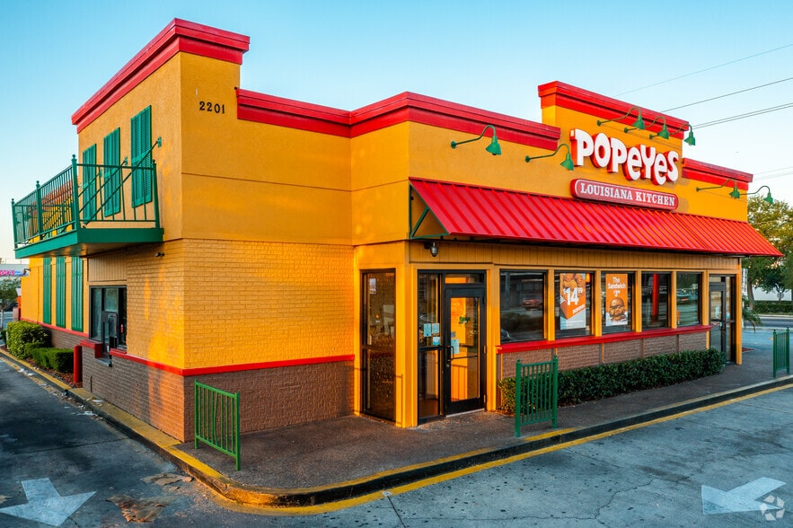 More Photos Of 2211-2329 E Hillsborough Ave, Tampa Unknown For Lease