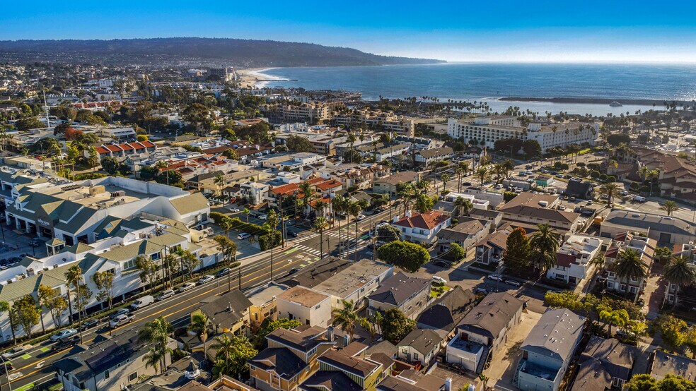 More Photos Of 502 N Elena Ave, Redondo Beach Apartments For Sale