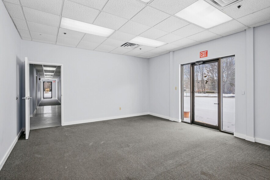 More Photos Of 2291 Traversefield Dr, Traverse City Manufacturing For Lease