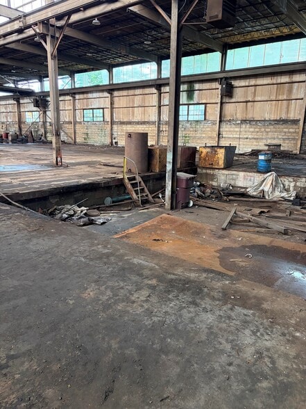 More Photos Of 3453 W 86th St, Cleveland Warehouse For Sale