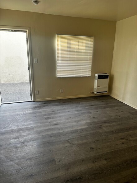 More Photos Of 3711 S Western Ave, Los Angeles Apartments For Sale