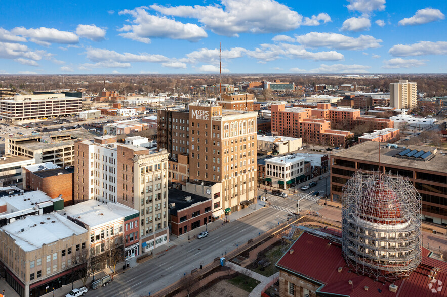 Primary Photo Of 1 W Old State Capitol Plz, Springfield Office For Lease