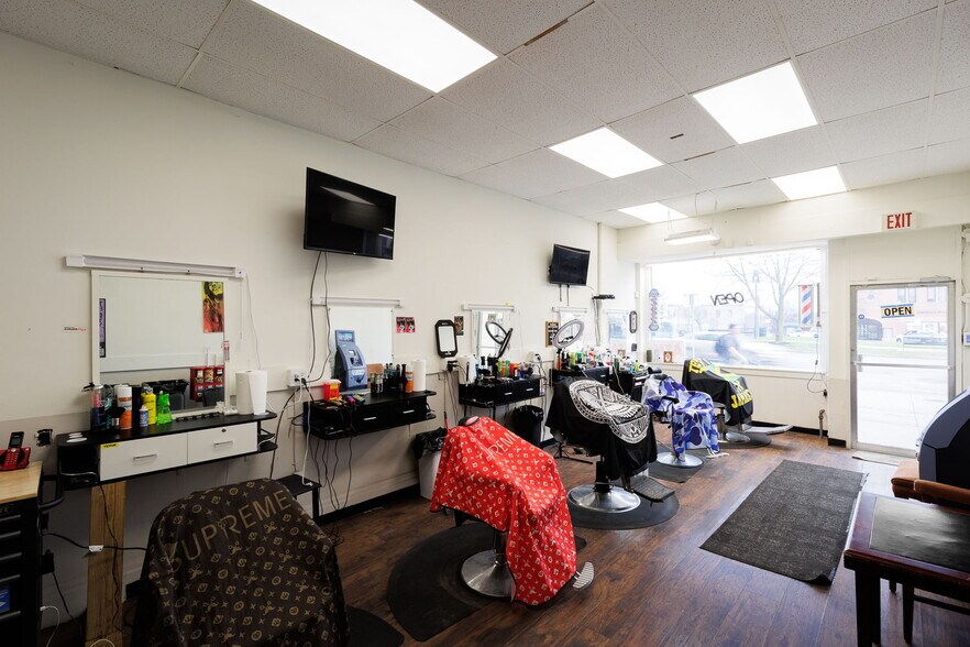 More Photos Of 18 Public Sq, Watertown Storefront Retail Residential For Sale