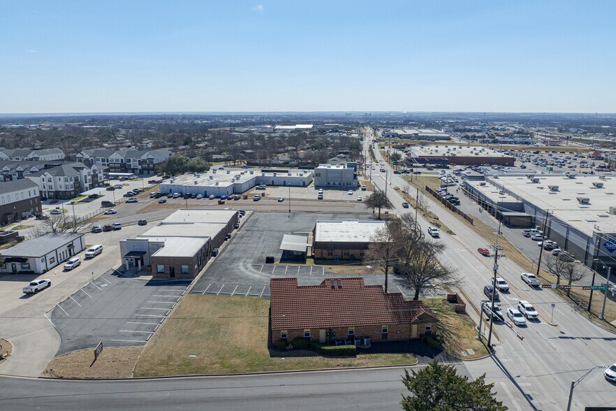 More Photos Of 3415 N Loy Lake Rd, Sherman Medical For Sale
