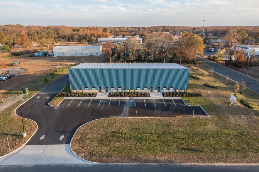 More Photos Of 1 Kerry Ct, Southampton Warehouse For Lease