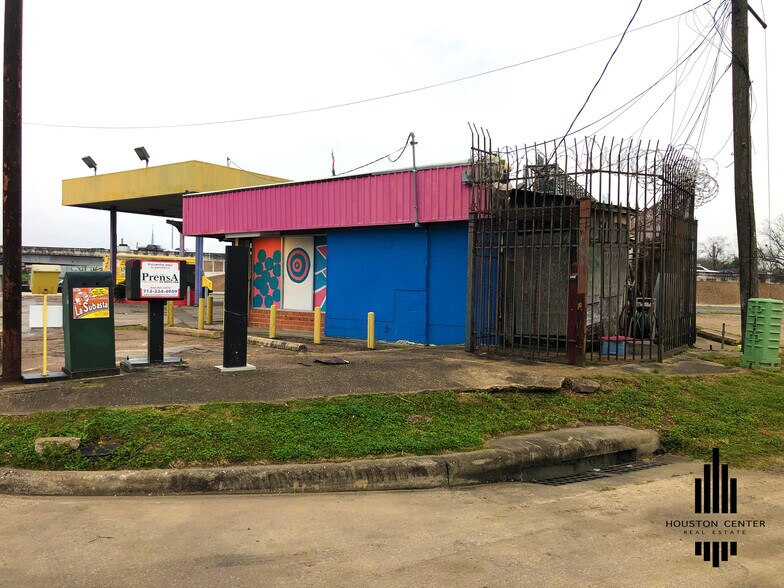 More Photos Of 5702 Gulf Fwy, Houston Convenience Store For Sale