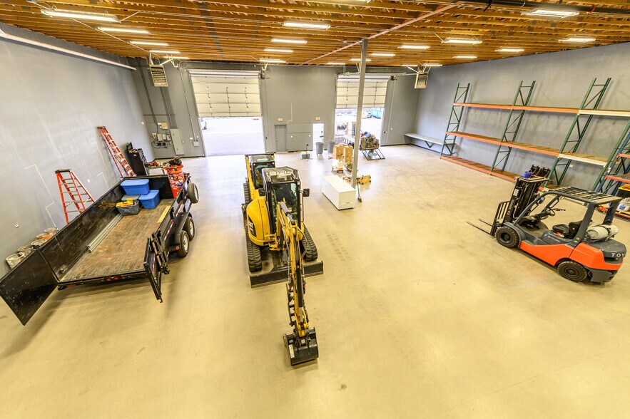 More Photos Of 155 Design Pl, Sparks Flex For Lease