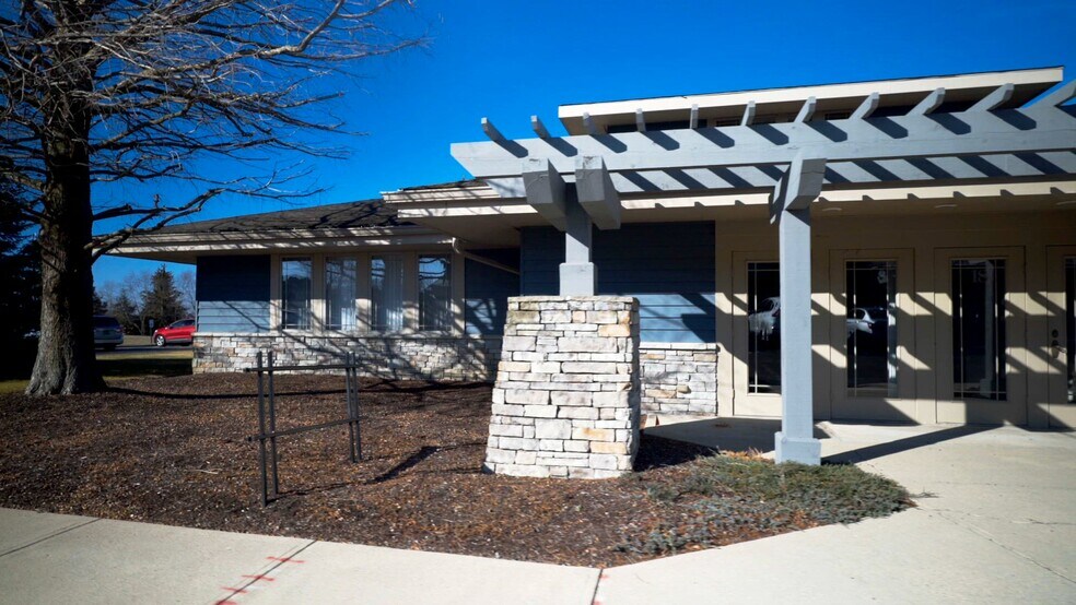 More Photos Of 10-24 Remick Blvd, Springboro Medical For Sale