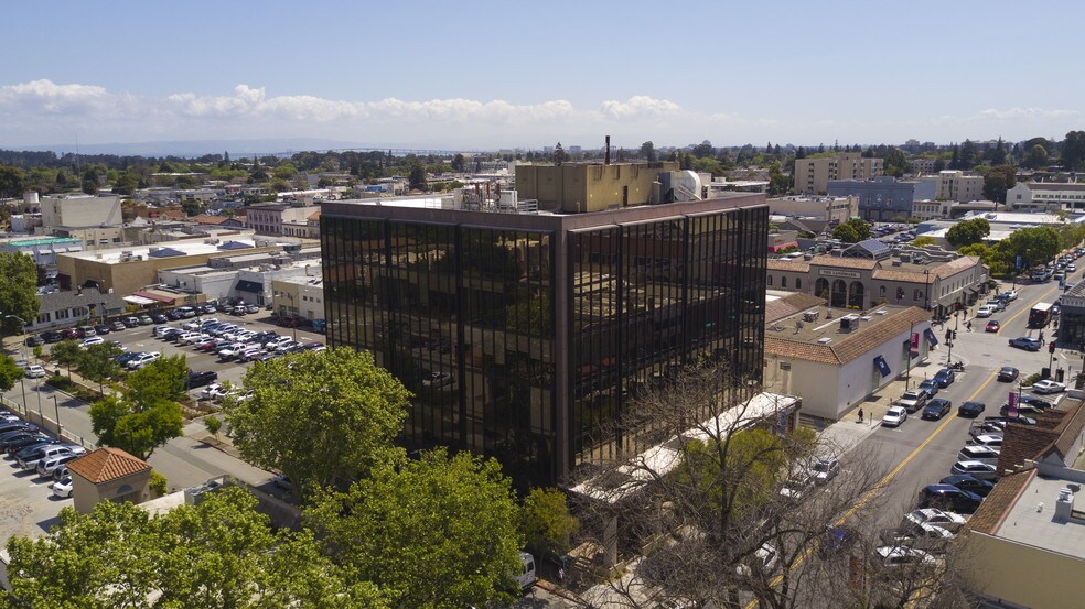 More Photos Of 330 Primrose Rd, Burlingame Office For Lease