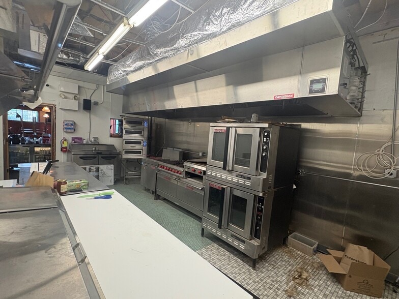 More Photos Of 1464 Kingstown Rd, South Kingstown Restaurant For Sale