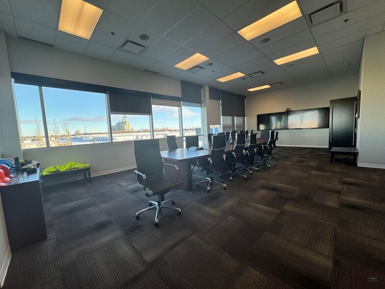 More Photos Of 27671 108A Av NW, Acheson Distribution For Lease
