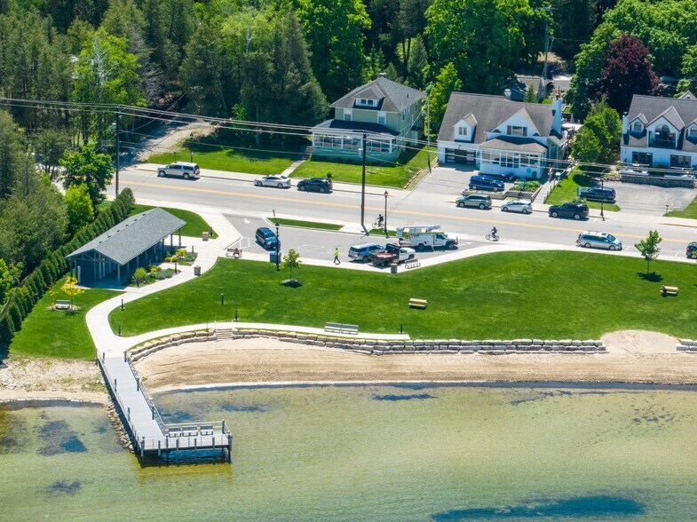 More Photos Of 4113 Main St, Fish Creek Storefront Retail Residential For Sale