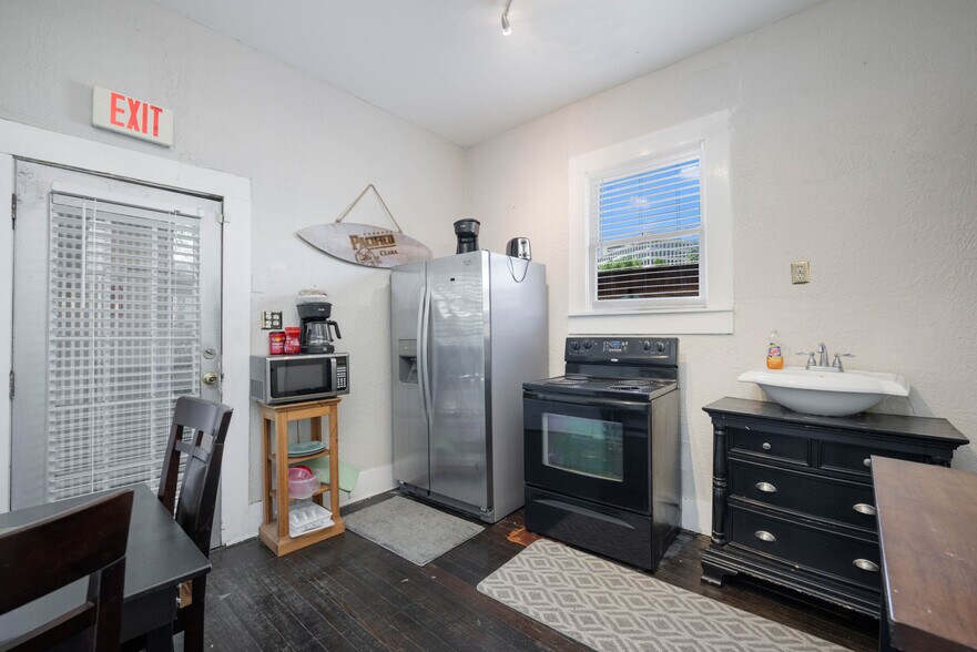 More Photos Of , San Antonio Specialty For Sale