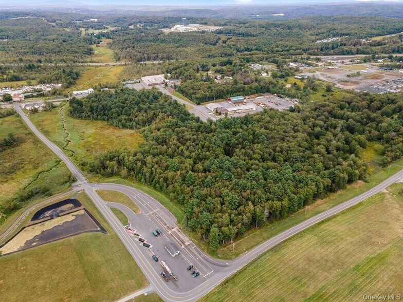 More Photos Of 165 E Broadway, Monticello Land For Sale