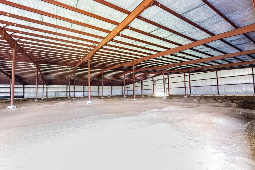 More Photos Of 300 Hammontree Dr, Morenci Warehouse For Lease