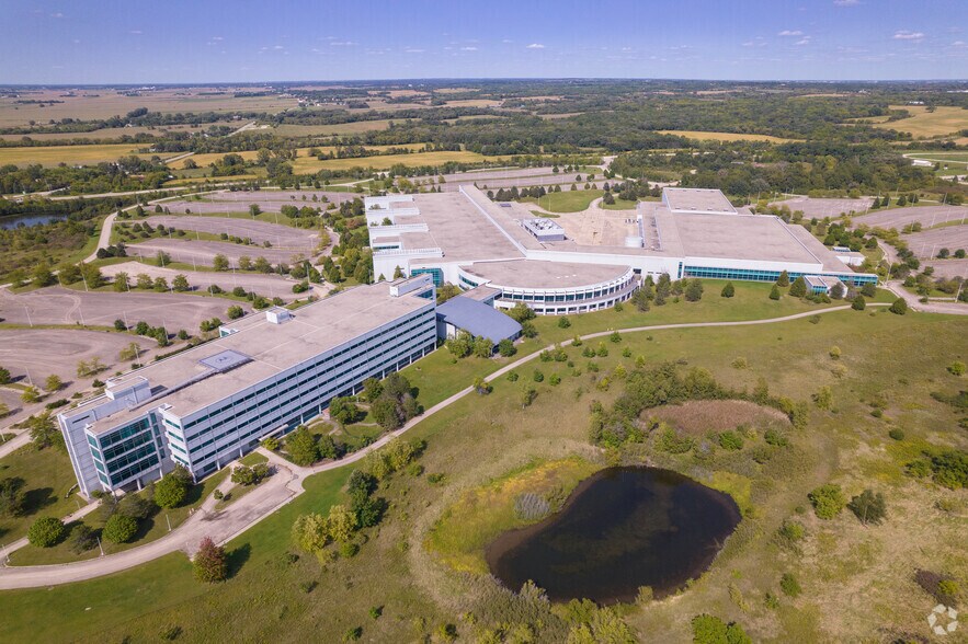 More Photos Of 2001 N Division St, Harvard Manufacturing For Lease