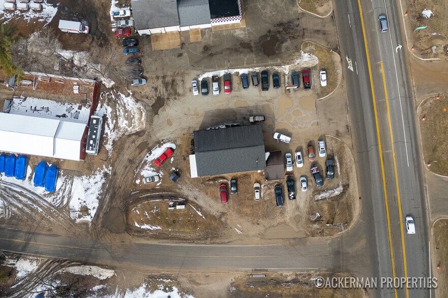 More Photos Of 8259 S Mason Dr, Newaygo Auto Repair For Sale