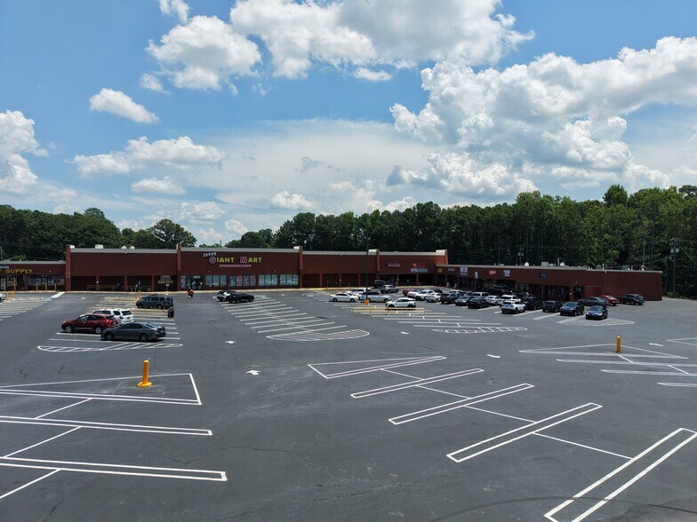 More Photos Of 5658 Riverdale Rd, College Park Unknown For Lease