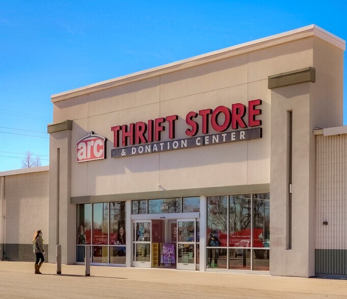 More Photos Of 2255 N Main St, Longmont Unknown For Lease