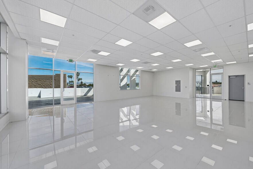 More Photos Of 11259 Washington Blvd, Culver City Office For Sale