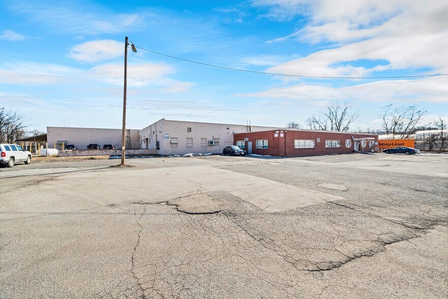 Primary Photo Of 110 Industrial Rd, New Windsor Township Warehouse For Sale