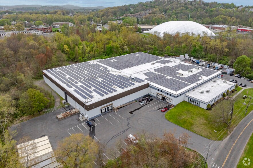 More Photos Of 2 Great Pasture Rd, Danbury Manufacturing For Sale