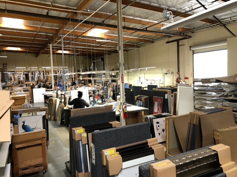 More Photos Of 1511 S Vineyard Ave, Ontario Warehouse For Lease
