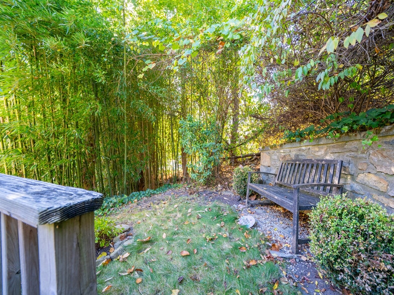 More Photos Of 544 US-6, Mahopac General Retail For Sale