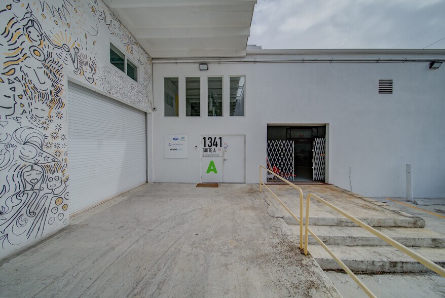 More Photos Of 1341 NW 22nd St, Miami Warehouse For Lease