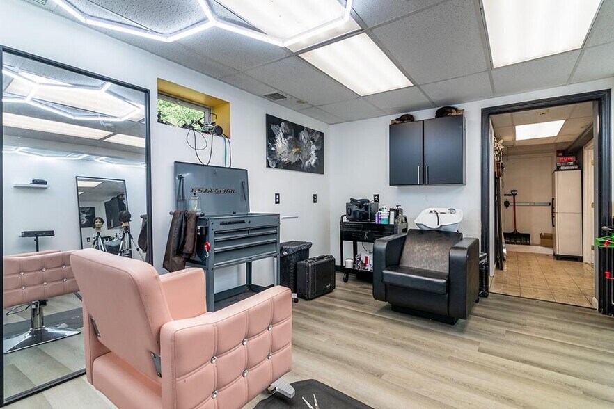 More Photos Of 7440-7456 Post Rd, North Kingstown Storefront Retail Office For Sale