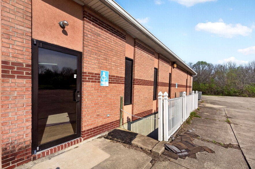 More Photos Of 5990 Michael Rd, Middletown Religious Facility For Sale