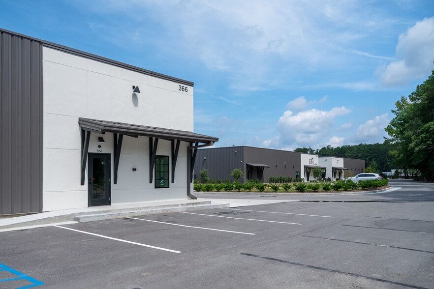 More Photos Of 12362 Speedway Blvd, Hardeeville Light Distribution For Lease