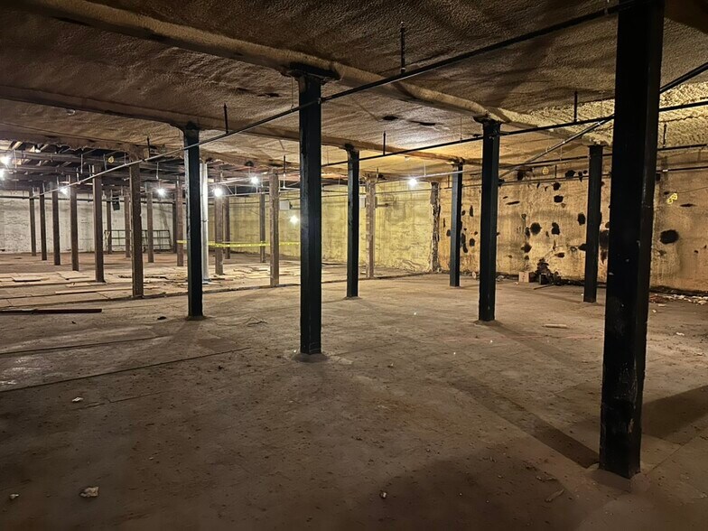 More Photos Of 638 Lake St, Wilson Freestanding For Sale