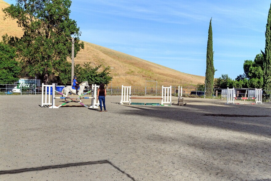 More Photos Of 8201 Highland Rd, Livermore Land For Sale