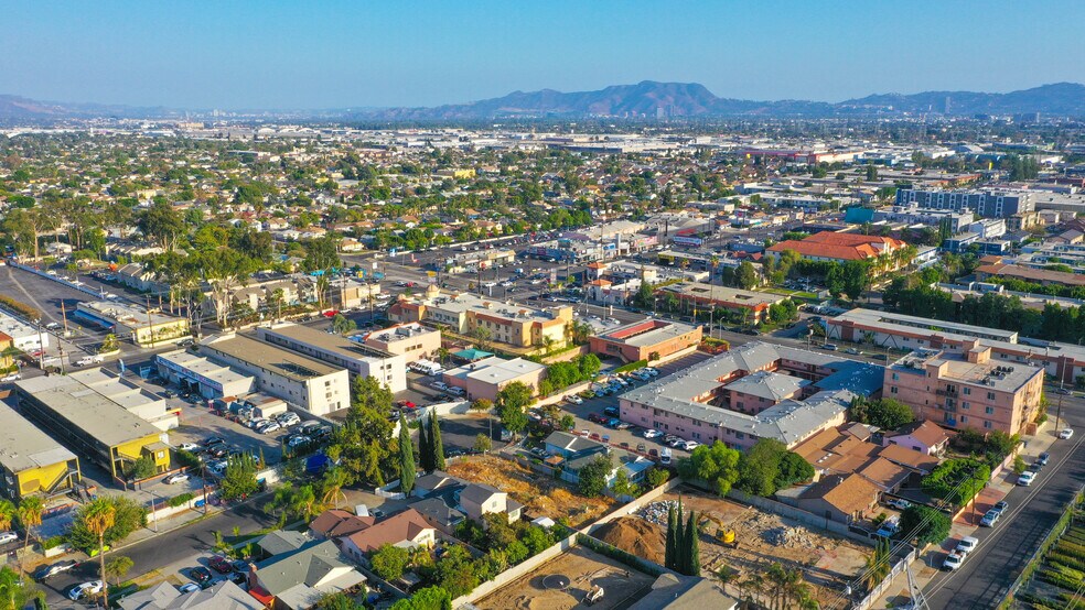 More Photos Of 7639 Simpson Ave, North Hollywood Land For Sale