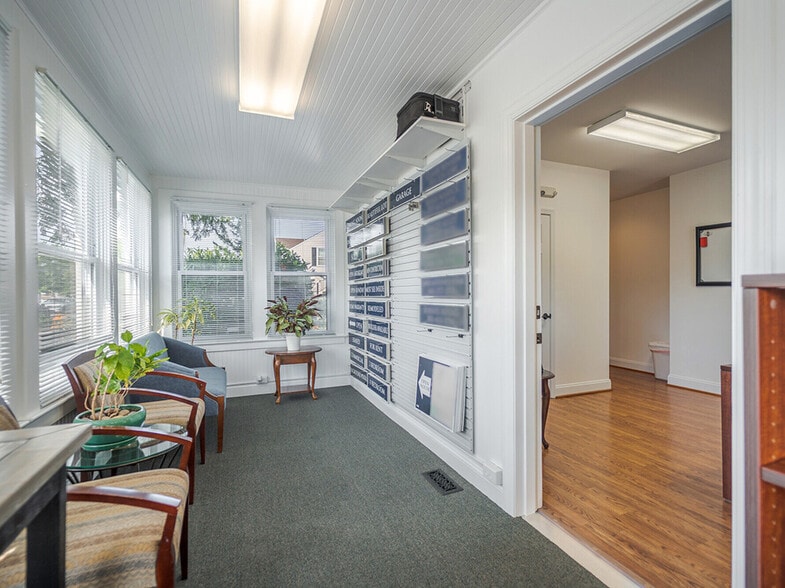 More Photos Of 134 Cockeysville Rd, Cockeysville Industrial For Sale