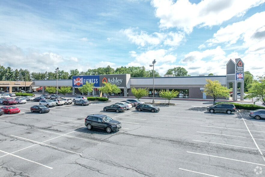 More Photos Of 3812 Union Deposit Rd, Harrisburg Unknown For Lease