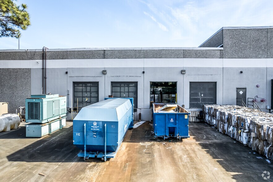 More Photos Of 3131 Appling Rd, Memphis Warehouse For Lease