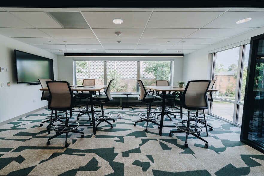 More Photos Of 2040 14th St, Boulder Office For Lease