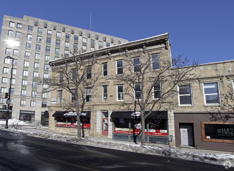 More Photos Of 104 King St, Madison Storefront Retail Office For Lease