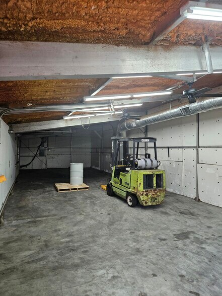 More Photos Of 4330 Cheyenne St, North Charleston Flex For Sale