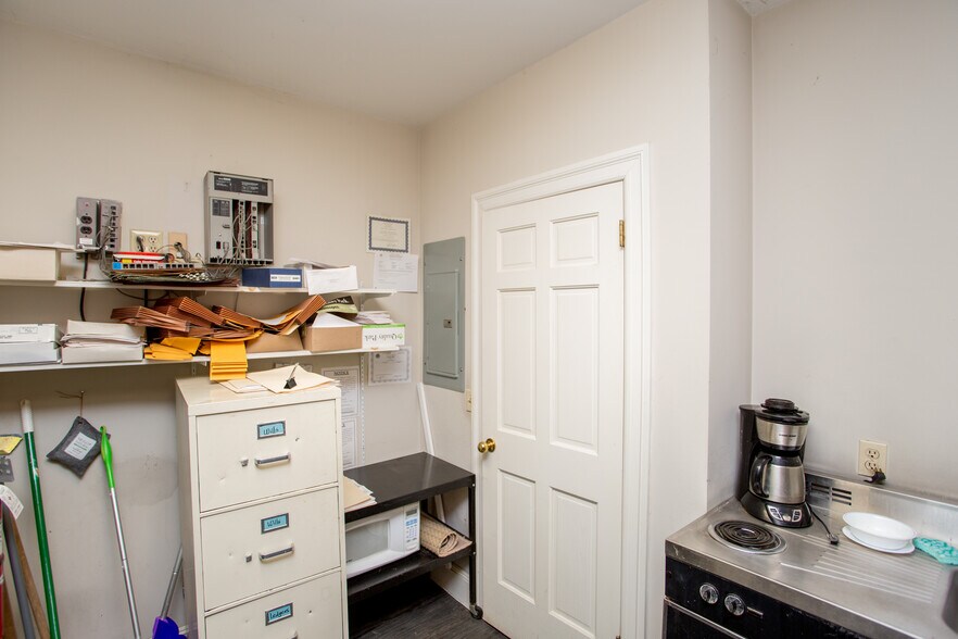 More Photos Of 45 N Union St, Lambertville Storefront Retail Office For Sale