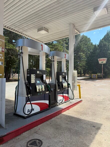 More Photos Of 11089 E Sardis Rd, Mabelvale Service Station For Sale